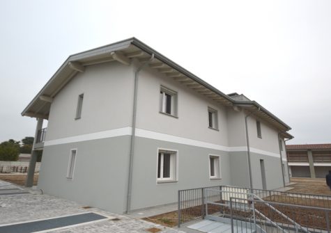 Brescia – Bilocale Con Loggia Copia