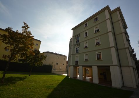 Brescia – Bilocale Con Cortile