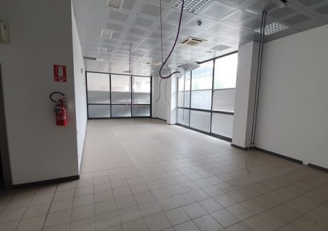 Brescia – Negozio Ufficio